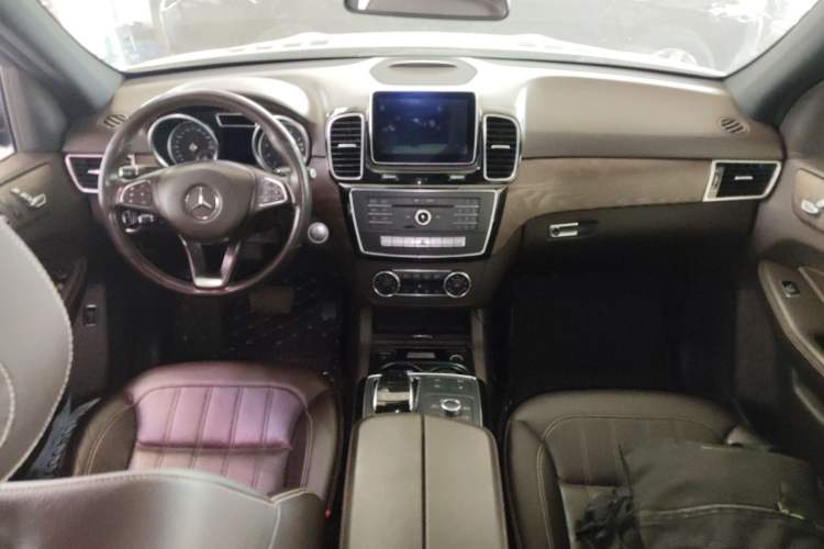 Used Mercedes-Benz GLE 2015 GLE 400 4MATIC
