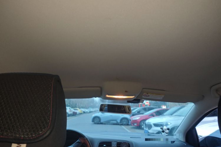 Used Volkswagen Polo 2016 1.4L Cross Polo Automatic Headliner