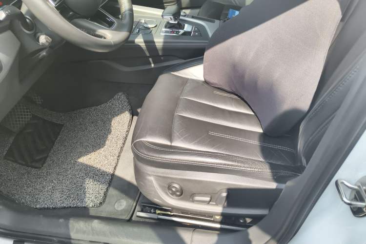 Used Audi A4L 2018 30th Anniversary Edition 40 TFSI Trendy Model