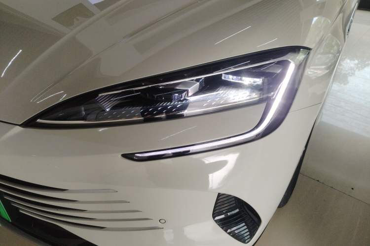 Used BYD Seal 2023 DM-i 1.5L 121km Luxury Model
