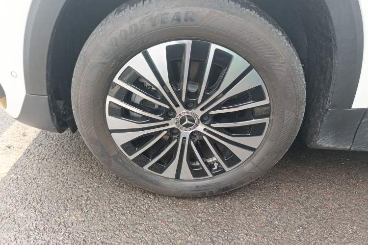 Used Mercedes-Benz EQB 2024 EQB 260