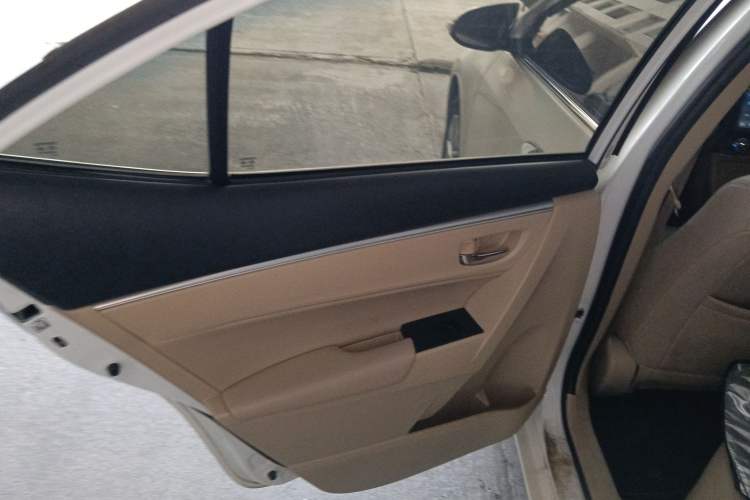 Used Toyota Corolla 2017 1.2T CVT GL-i
