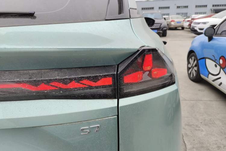 Used Deepal S07 2023 200Max Range-Extended Version
