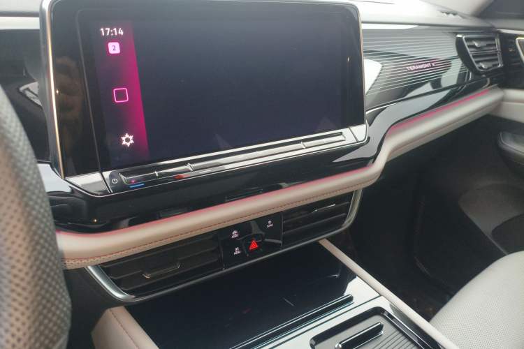 Used Volkswagen Teramont X 2024 380TSI All-Wheel Drive Longyao Edition Audio And AC Panel