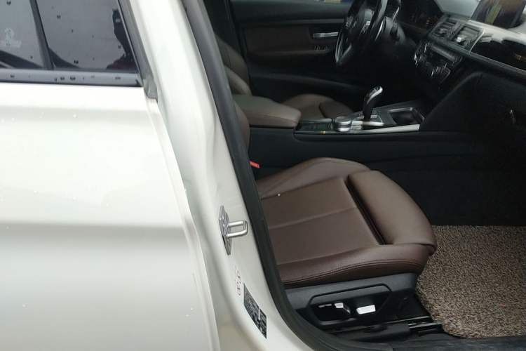 Used BMW 3 Series 2019 320Li M Luxury Package
