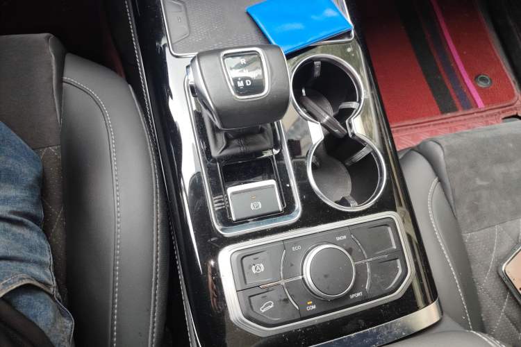 Used Hongqi HS7 2021 2.0T DCT Two-Wheel Drive Smart Connect Flagship Edition
