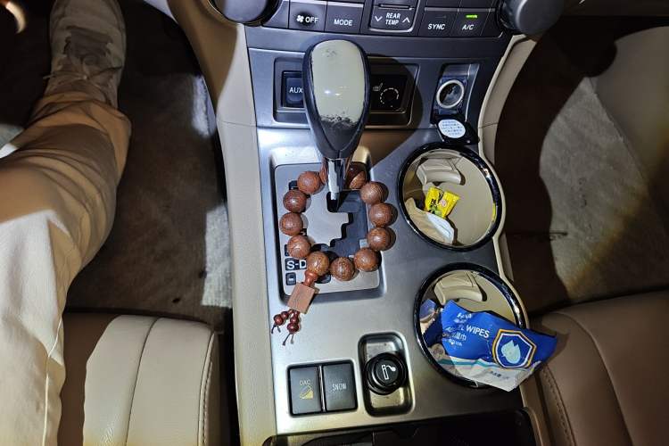 Used Toyota Highlander 2009 3.5L 4x4 7-Seater Luxury Edition Gear Lever