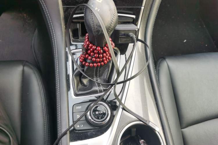 Used Infiniti Q50L 2015 2.0T Comfort Edition Gear Lever