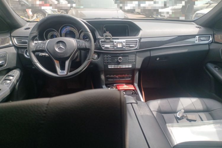 Used Mercedes-Benz E-Class 2015 Restyled E 260 L Sport Edition Center Console