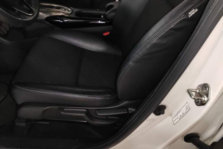 Used Honda XR-V 2017 1.8L EXi CVT Comfort Version
