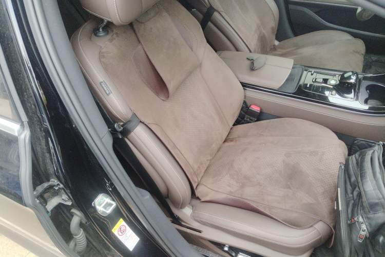 Used BYD Han 2024 EV Glory Edition 506KM Front-Wheel-Drive Premium Model
