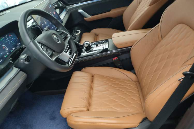 Used BYD Tang New Energy 2023 DM-i Champion Edition 112KM Prestige Model