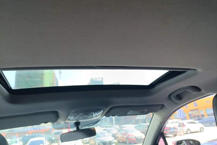 Used GAC Trumpchi GS3 2017 200T Automatic Luxury Edition