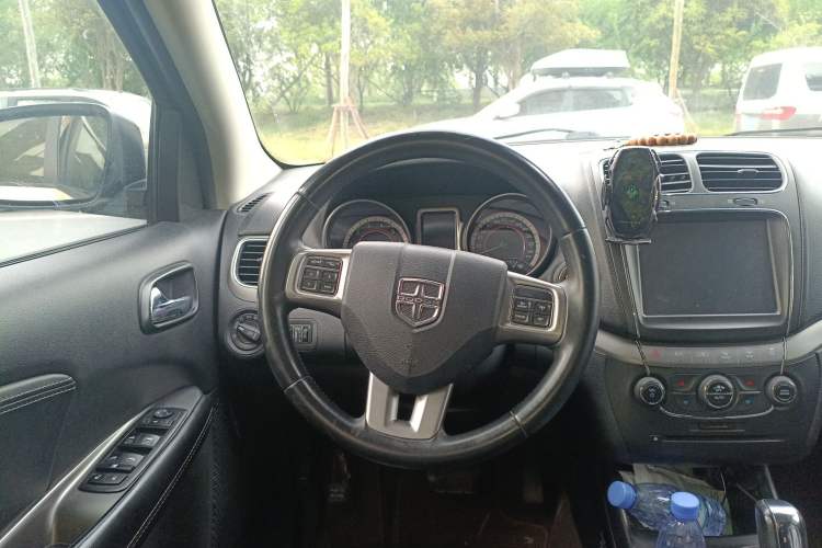 Used Dodge Journey 2016 2.4L Two-Wheel-Drive Touring Edition
