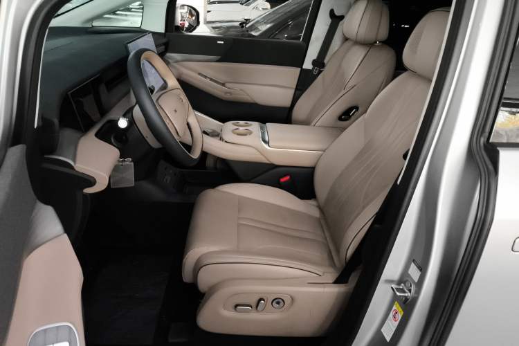 Used XPeng X9 2024 610 Long-Range Pro