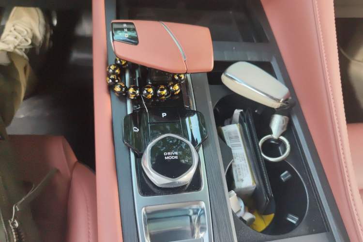 Used Changan CS75 PLUS 2023 3rd Generation 1.5T Automatic Prestige Model
