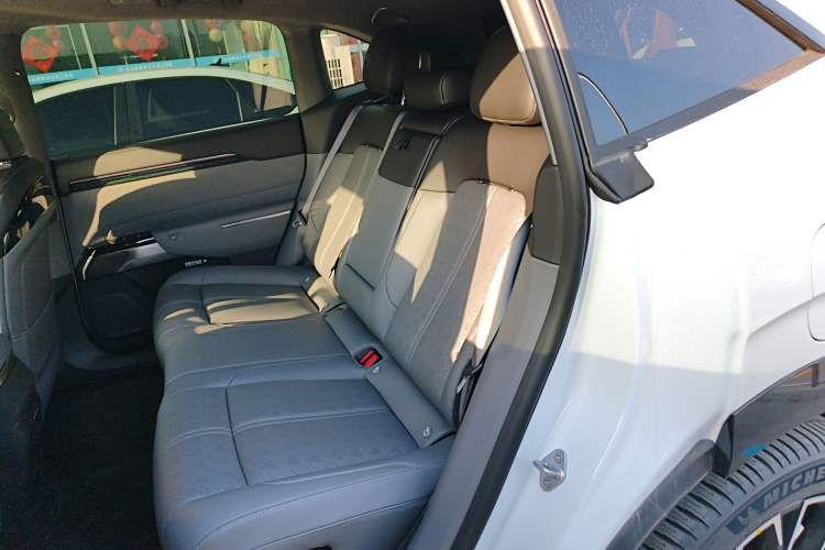 Used Zeekr 7X 2025 75 kWh Rear-Wheel Drive Intelligent Driving Version