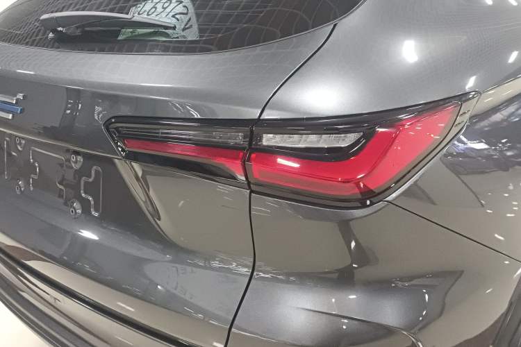 Used Oshan X5 2021 1.6L CVT Luxury Model
