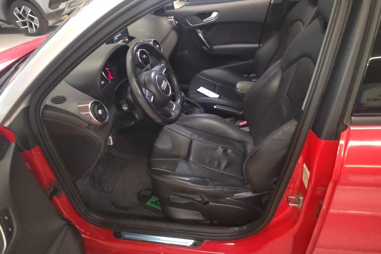 Used Audi A1 2014 30 TFSI Sportback Comfort Model