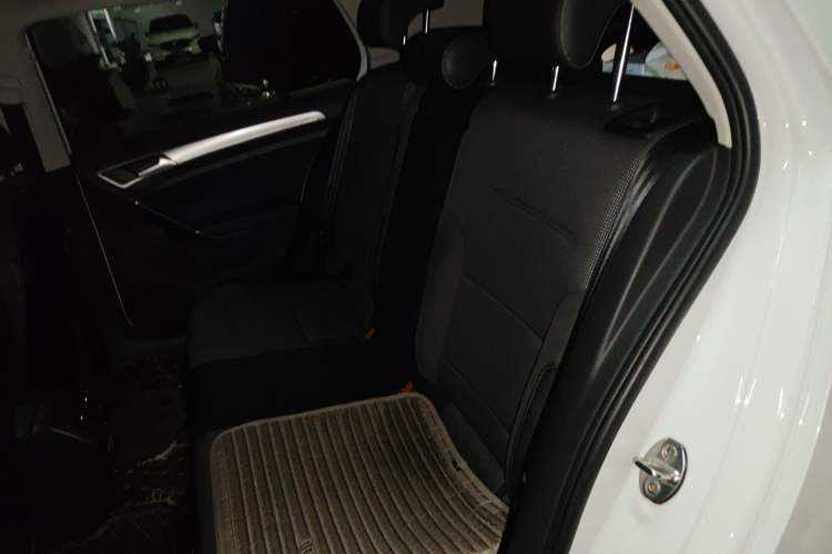 Used Volkswagen Golf 2019 1.6L Automatic Comfort Model China V Standard Left Rear Seat
