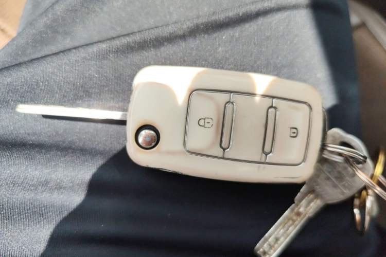 Used Volkswagen Santana 2019 1.5L Manual Fashion Edition China V Standard Vehicle Key