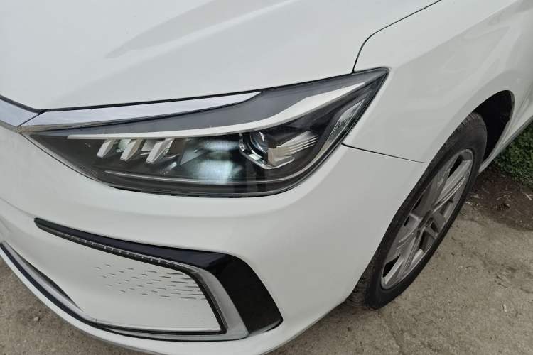 Used BAIC Beijing EU5 2022 Ride-Hailing Luxury Edition Left Front Headlight