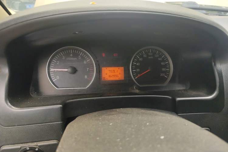 Used FORTHING Lingzhi 2015 M3 1.6L 7-Seater Luxury Model