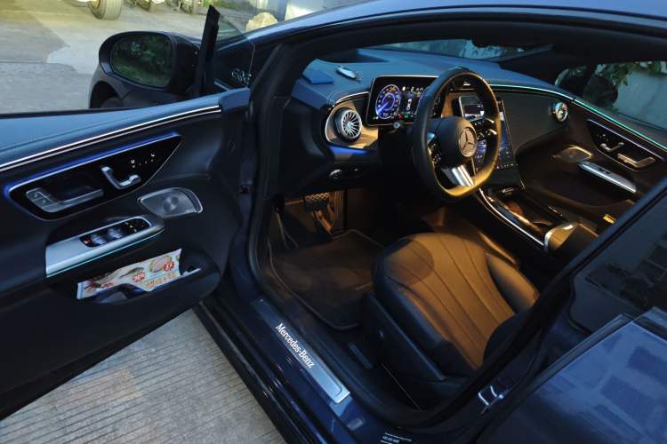 Used Mercedes-Benz EQE 2022 350 First Edition Special Version Driver Seat