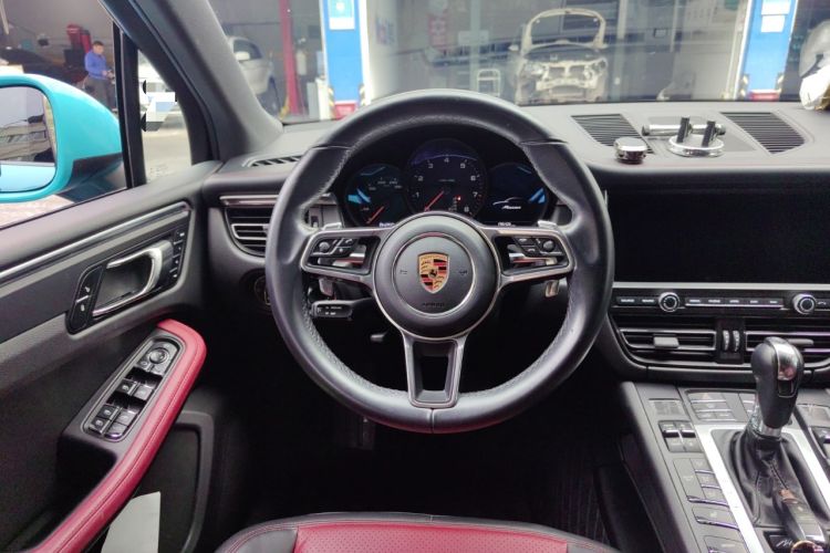 Used Porsche Macan 2018 Macan 2.0T Steering Wheel