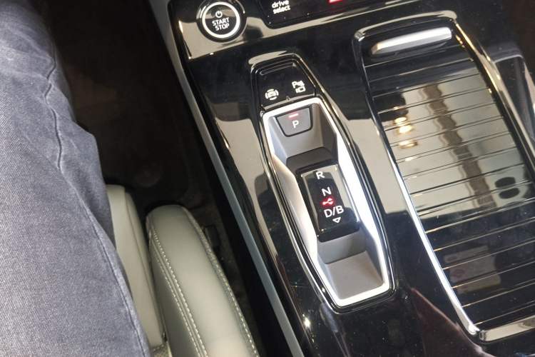 Used Audi Q6L e-tron 2026 First Launch Navigation Edition