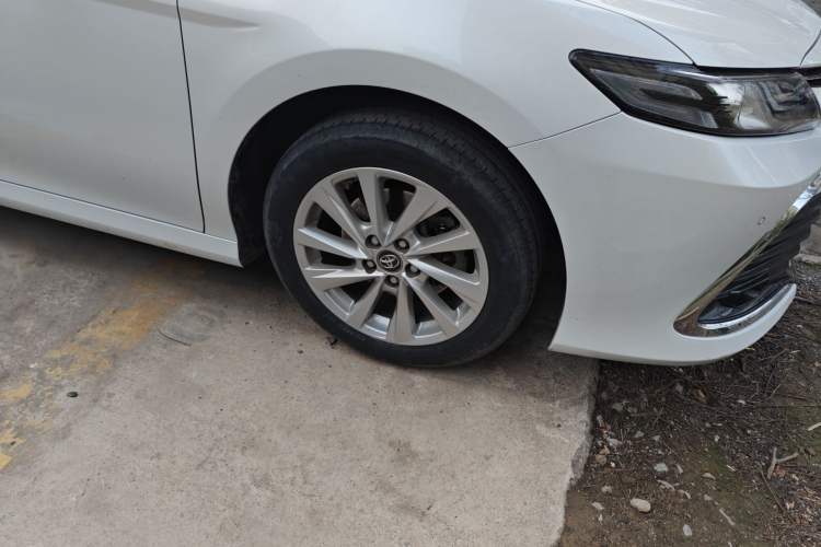 Used Toyota Camry 2021 2.0G Luxury Edition Right Front Wheel Hub