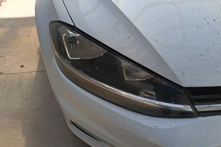 Used Volkswagen Golf 2020 280TSI DSG Comfort Version Right Front Headlight