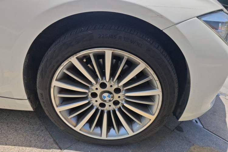 Used BMW 3 Series 2018 320Li Leading Luxury Package
