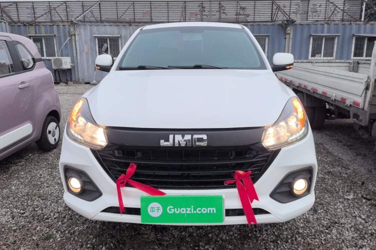 Used JMC Baodian 2020 2.5T Diesel Two-Wheel Drive Comfort Edition Standard Wheelbase JX4D25A6L