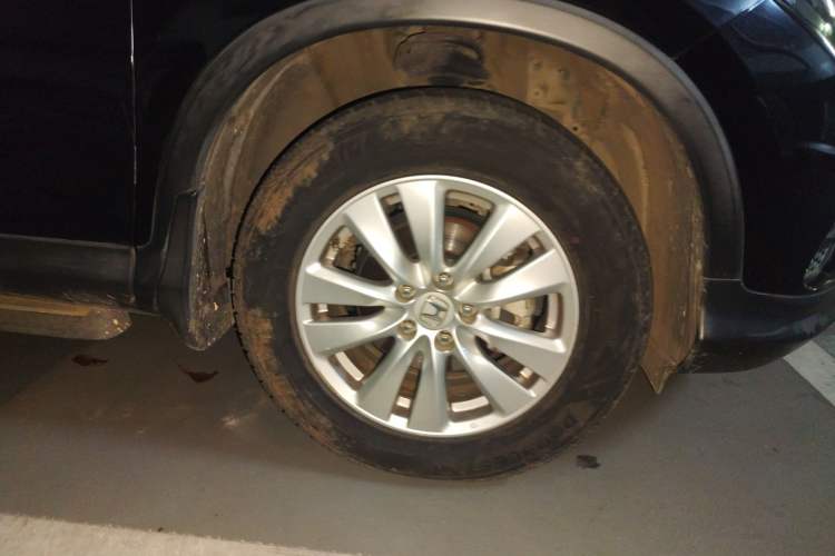 Used Honda CR-V 2016 2.0L two-wheel drive Urban Edition Right Front Wheel Hub