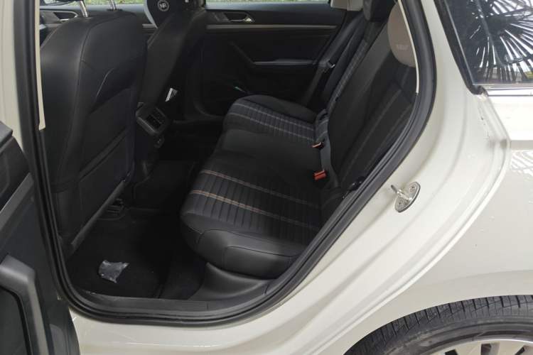 Used Volkswagen Lavida 2019 280TSI DSG Comfort Edition China VI standard Left Rear Seat