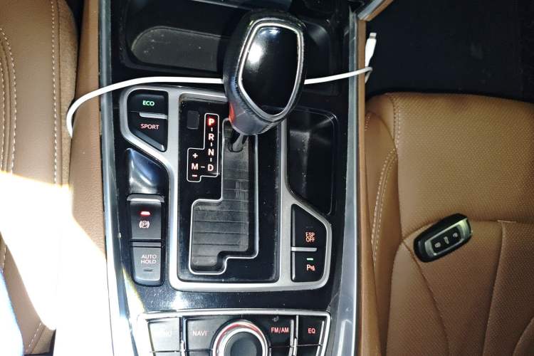 Used Geely Auto Emgrand GT 2017 1.8T Comfort Model Gear Lever