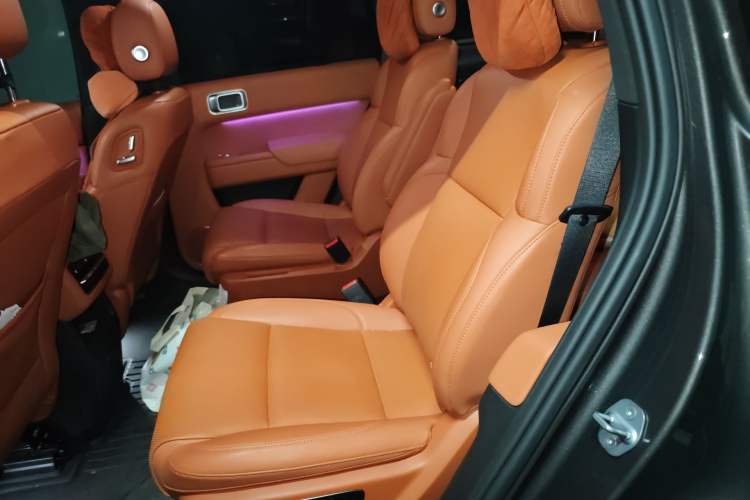 Used Li Auto L8 2023 Air model
