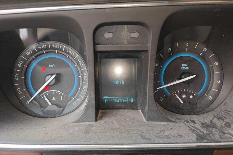 Used Buick GL8 2014 3.0L GT Luxury Business Haoya Edition