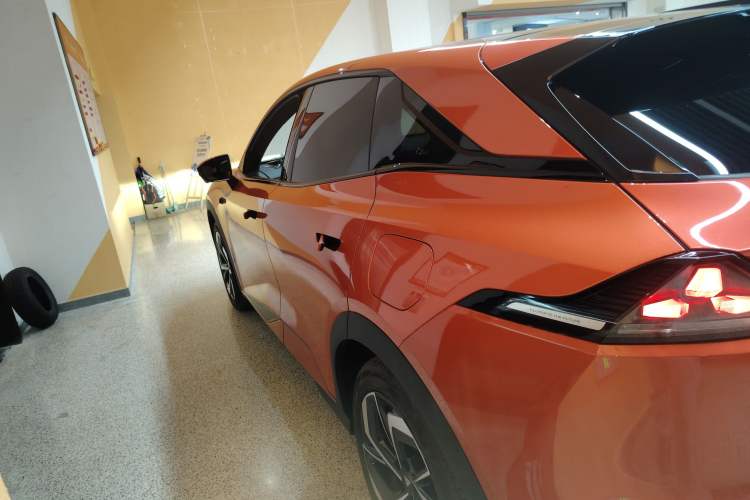 Used Deepal S07 2024 215Max Qiankun Intelligent Driving ADS SE Range-Extended Version
