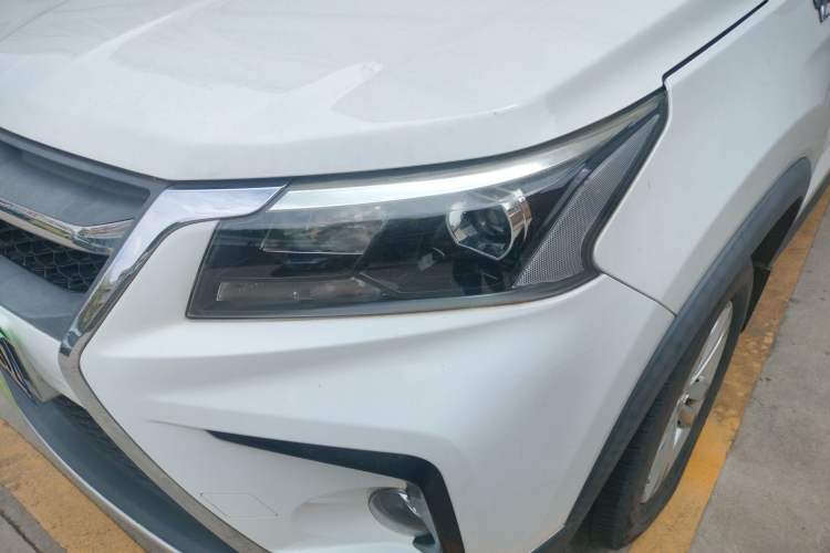 Used HYOSOW S5 2017 1.3T Manual Prestige Edition
