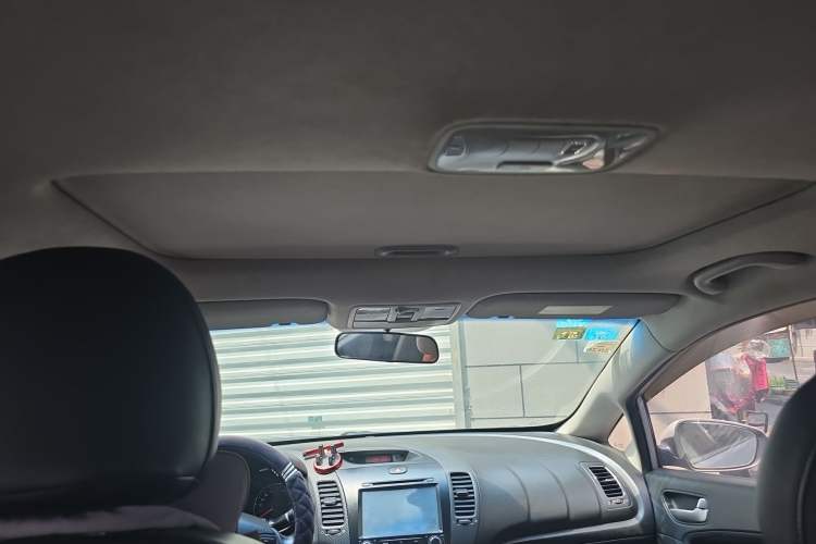 Used Kia K3 2013 1.6L Manual GLS Headliner