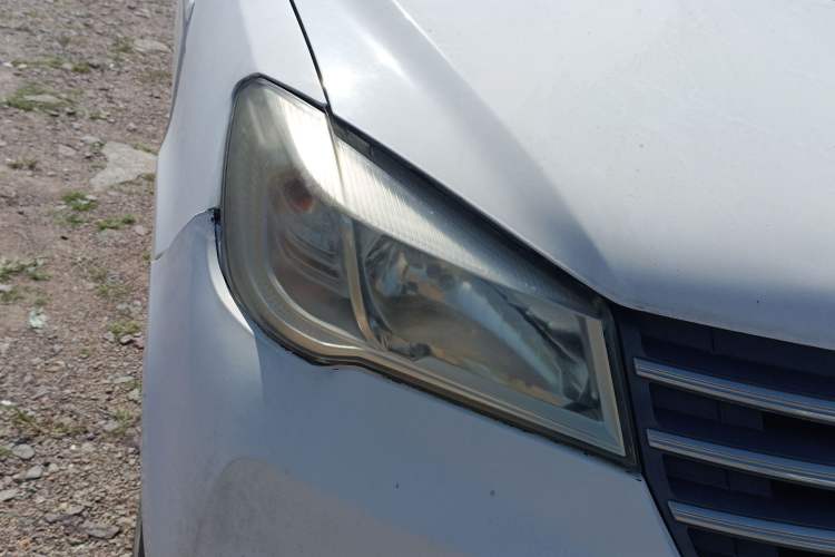 Used Dongfeng Fengon 330 2016 1.5L Manual Enjoyment Model DK15 Right Front Headlight