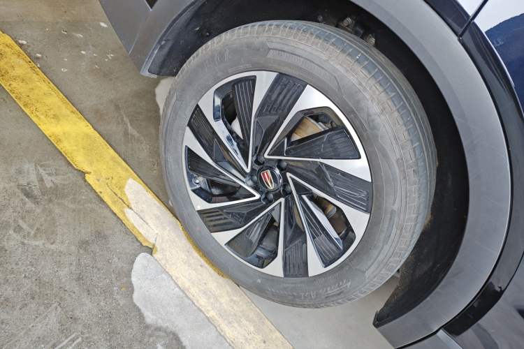 Used Hongqi HS7 PHEV 2024 2.0T PHEV Four-Wheel Drive Flagship Edition 7 Seats