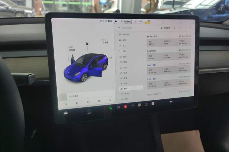 Used Tesla Model Y 2021 Long-Range All-Wheel-Drive Version
