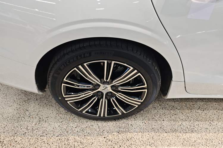 Used Volvo S60 New Energy 2022 T8 eDrive Hybrid All-Wheel Drive Smart Luxury Edition