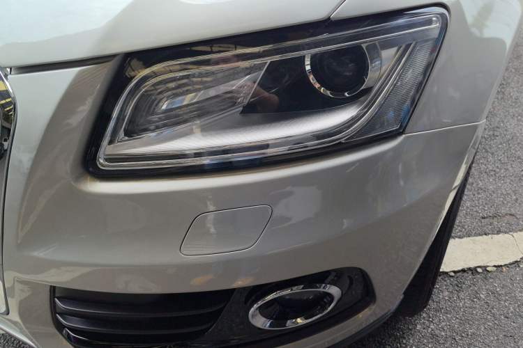 Used Audi Q5 2017 40 TFSI Ambition Edition Left Front Headlight