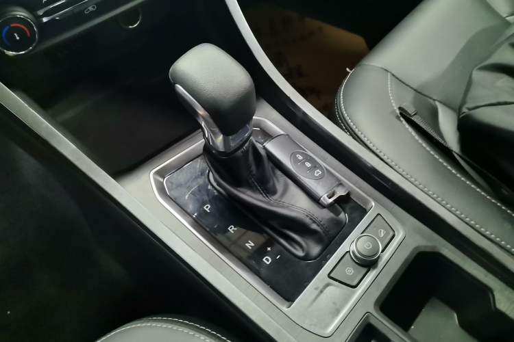 Used Chery Tiggo 3X 2021 PLUS 1.5L CVT Thrilling Red Date Edition