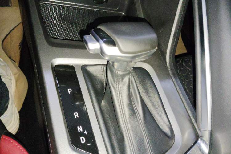 Used CHANGAN CS35PLUS 2022 Blue Whale NE 1.4T DCT Luxury Model