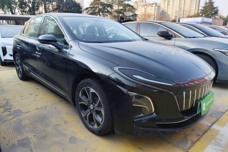 Used Hongqi E-QM5 2023 Revised Version Basic Travel Edition
